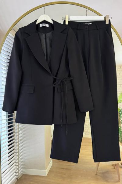 Yandan Bağlamalı Ceketli Takım Siyah