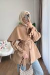 Pelerin Detaylı Ara Boy Trenç Camel