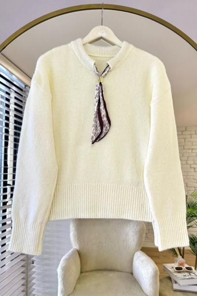 Yakası Fularlı Kazak Ekru