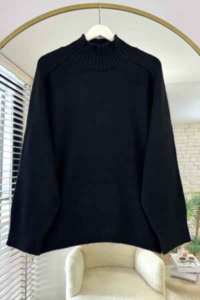 Dik Yaka Yırtmaçlı Oversize Kazak