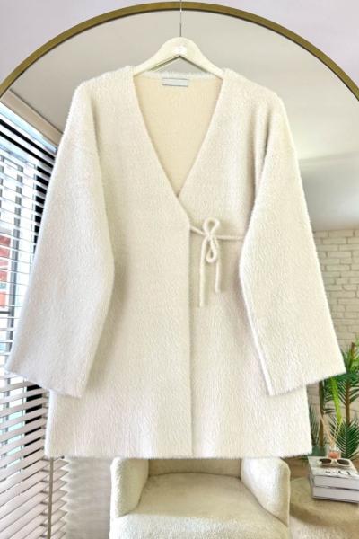 Yandan Bağcıklı Sakallı Triko Hırka 