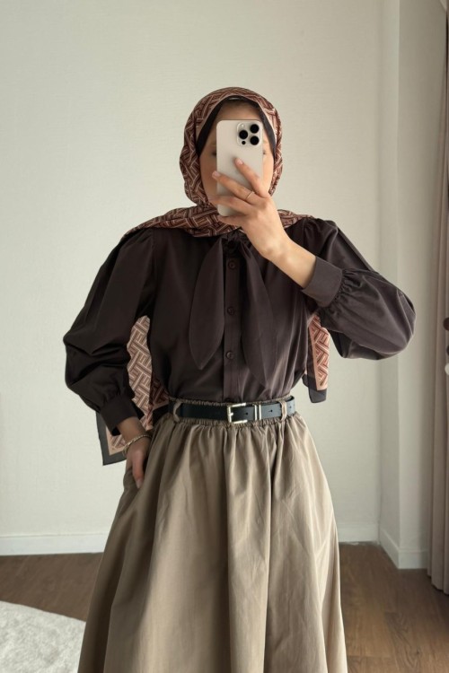 Yakası Bağcıklı Kısa Poplin Gömlek Kahverengi