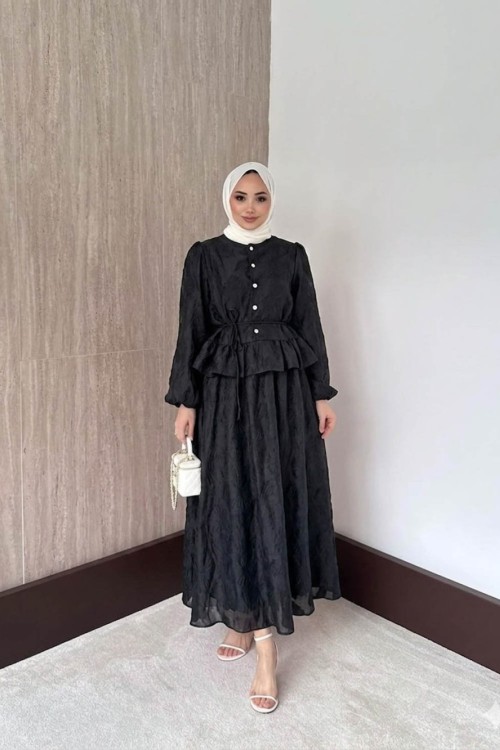 Çiçek Kabartmalı Etekli Takım Siyah