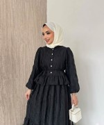 Çiçek Kabartmalı Etekli Takım Siyah