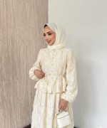 Çiçek Kabartmalı Etekli Takım Bej
