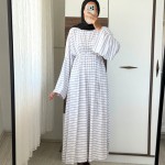 Çizgili Oversize Elbise Beyaz