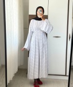 Çizgili Oversize Elbise Beyaz