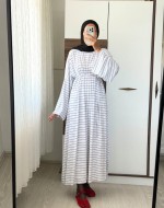 Çizgili Oversize Elbise Beyaz