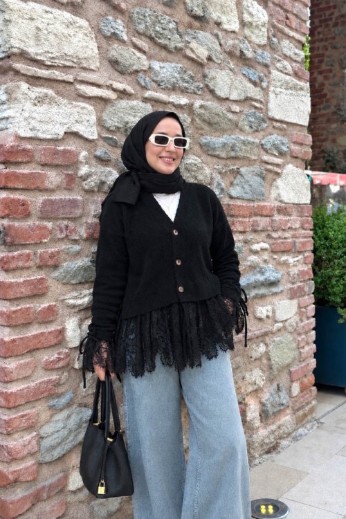 Kolları Büzgülü Dantel Detaylı Hırka Siyah