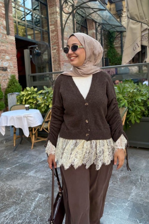 Kolları Büzgülü Dantel Detaylı Hırka Acı Kahve