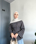 Mina  Yırtmaçlı Ekose Bluz Mavi