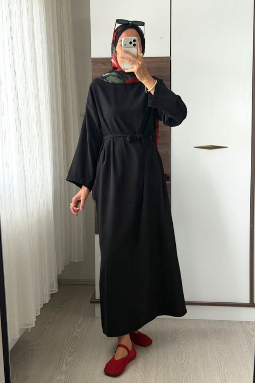 Kuşaklı Diagonal Elbise Siyah